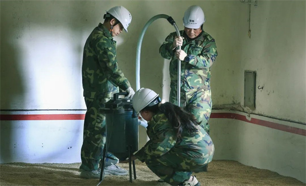 1706690716134465.jpg 640 (4).jpg